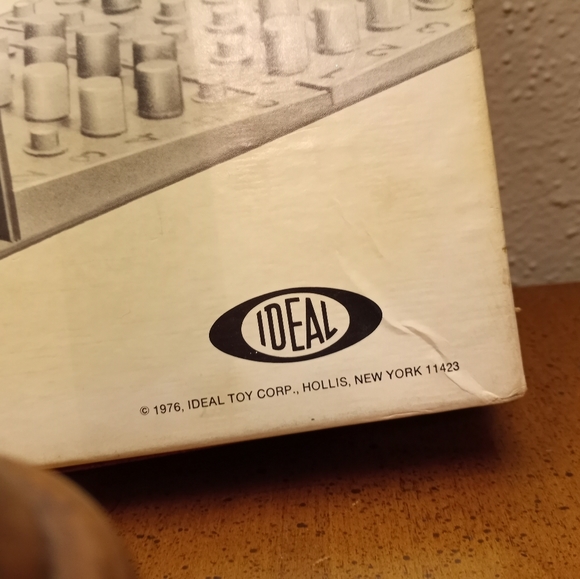 Vintage 1976 deduction game - Picture 6 of 9